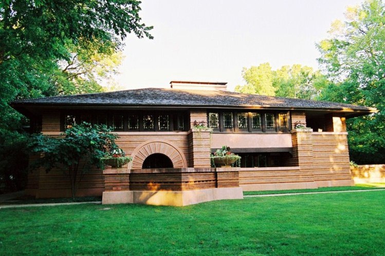 MY FAVORITE ARCHITECTURE -Frank Lloyd Wright-