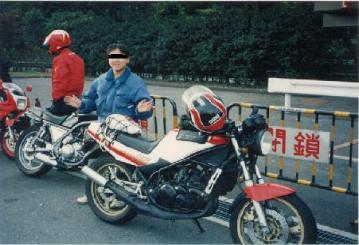 red1_rz.jpg (21600 バイト)