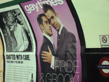 地下鉄ゲイタイムズ広告