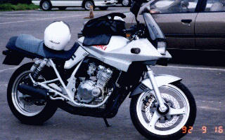 SUZUKI GSX250S KATANA